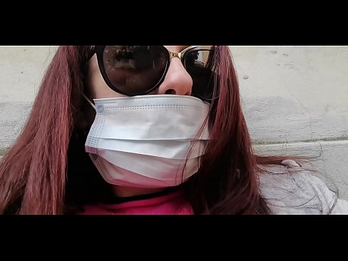 ❤️ Nicoletta krijt wraak op har buorman en plas yn syn garaazje (Special Covid19 Italian Quarantine) ☑ Fucking video  by wy ☑